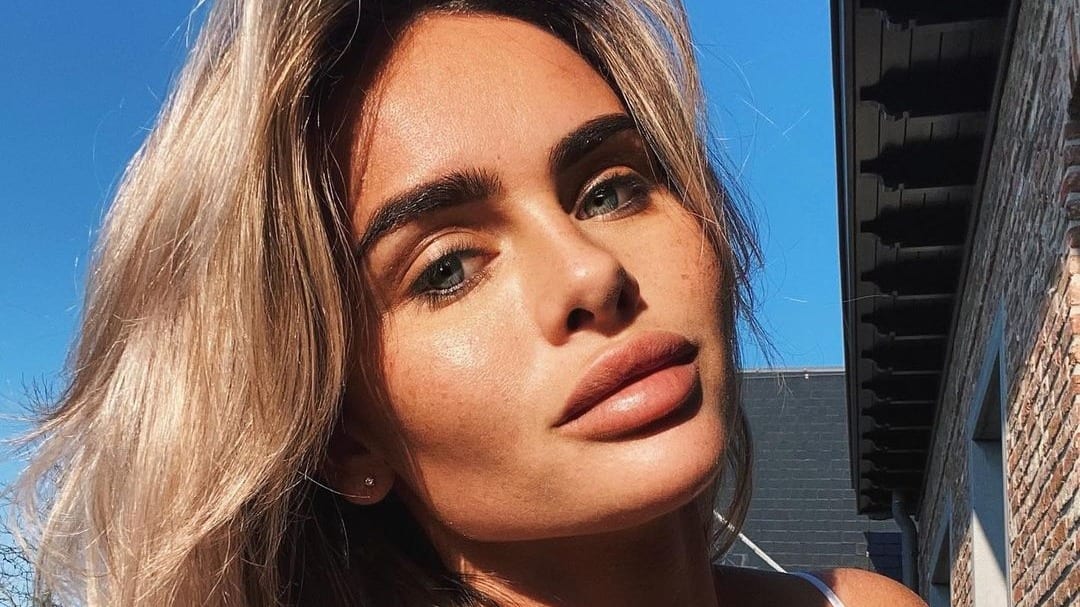 Sarah van Soelen verwijdert initialen André Hazes uit Instagram-bio