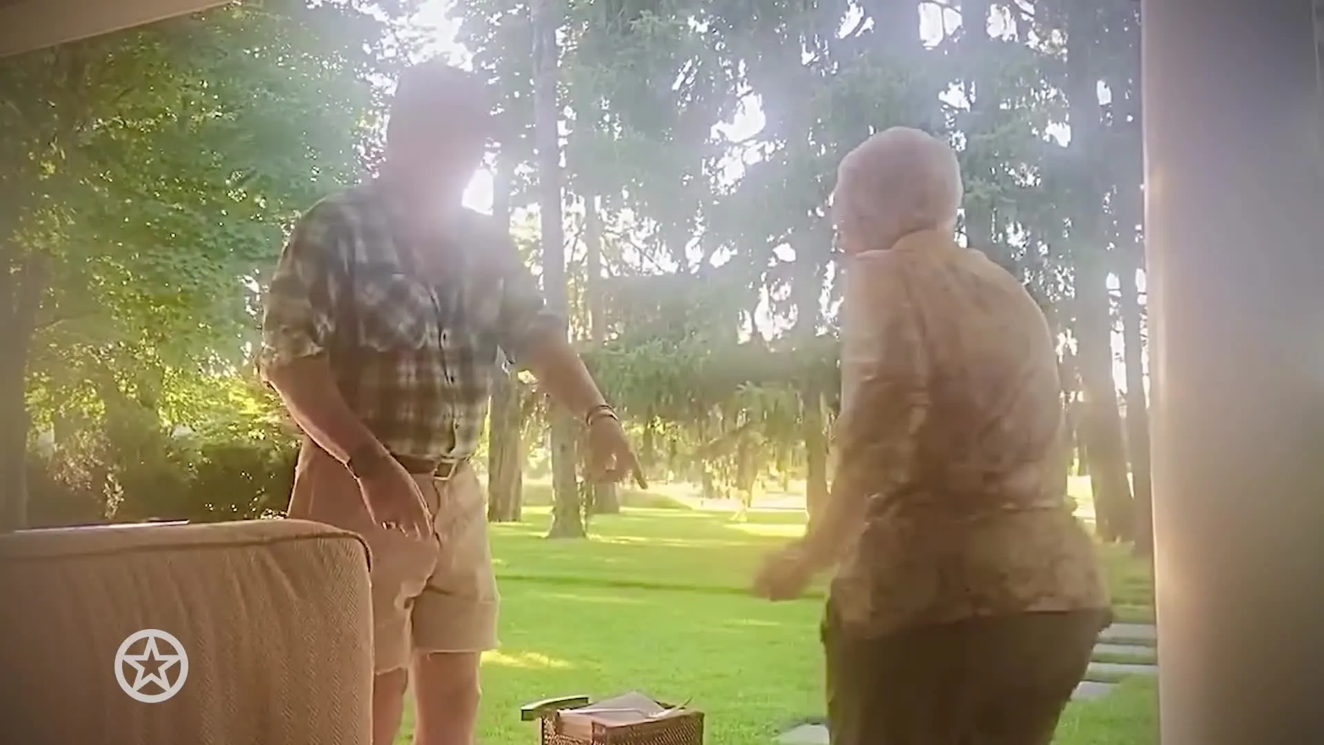 Bruce springsteen dansend met moeder