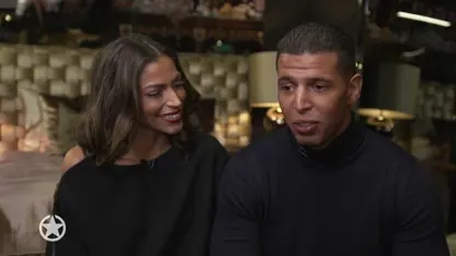 Achter de schermen bij clipopnames nieuwe vriend Touriya