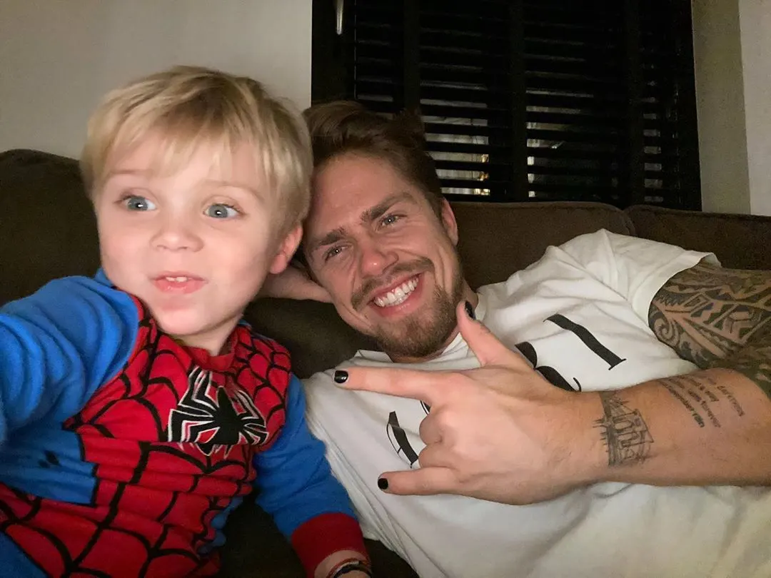 André & André Junior sloven zich uit