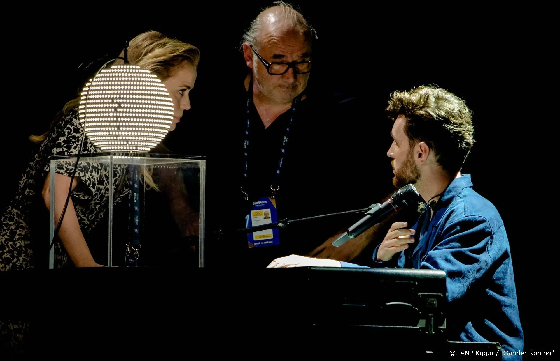 Ilse DeLange: lichtbal hadden we er bijna uit geflikkerd