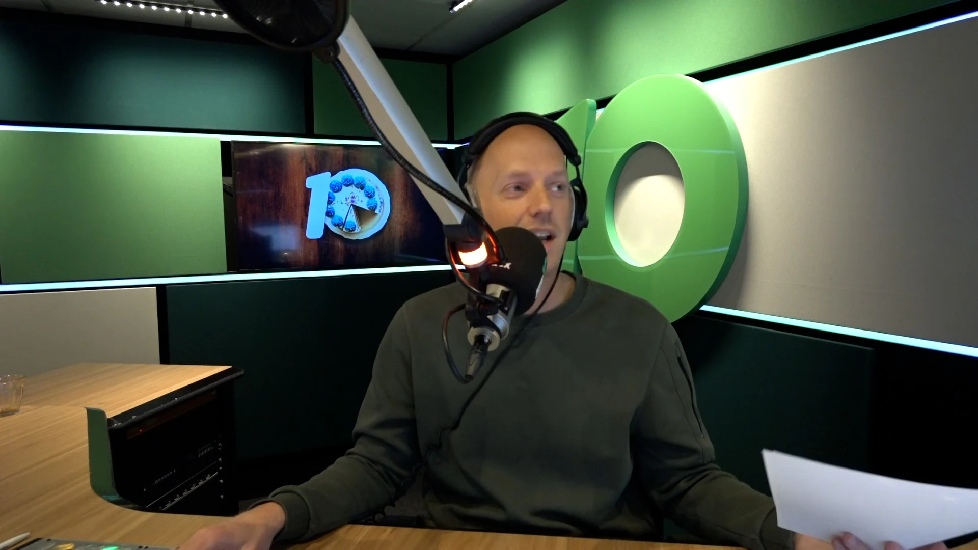 Eerbetoon aan overleden muziekproducent Hans van Hemert