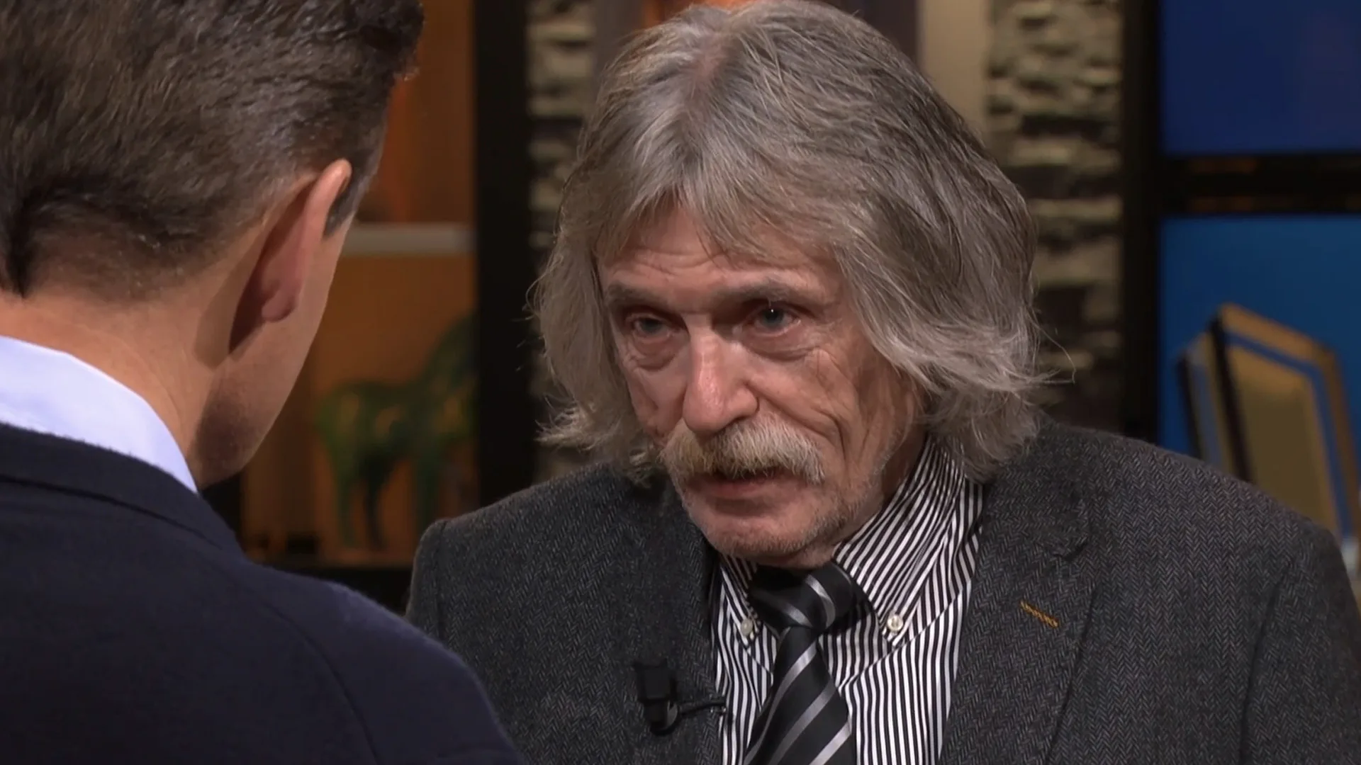 Tv-icoon haalt uit naar VI-trio: 'Vieze mannen!'