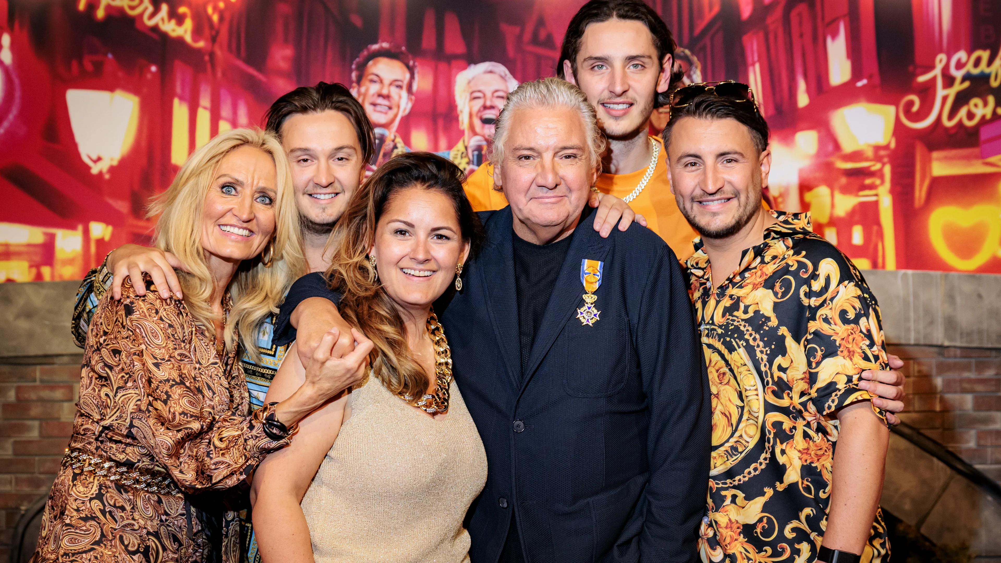 Maxim Froger met familie naar Duitsland: 'Geen wc-rol onder de arm'