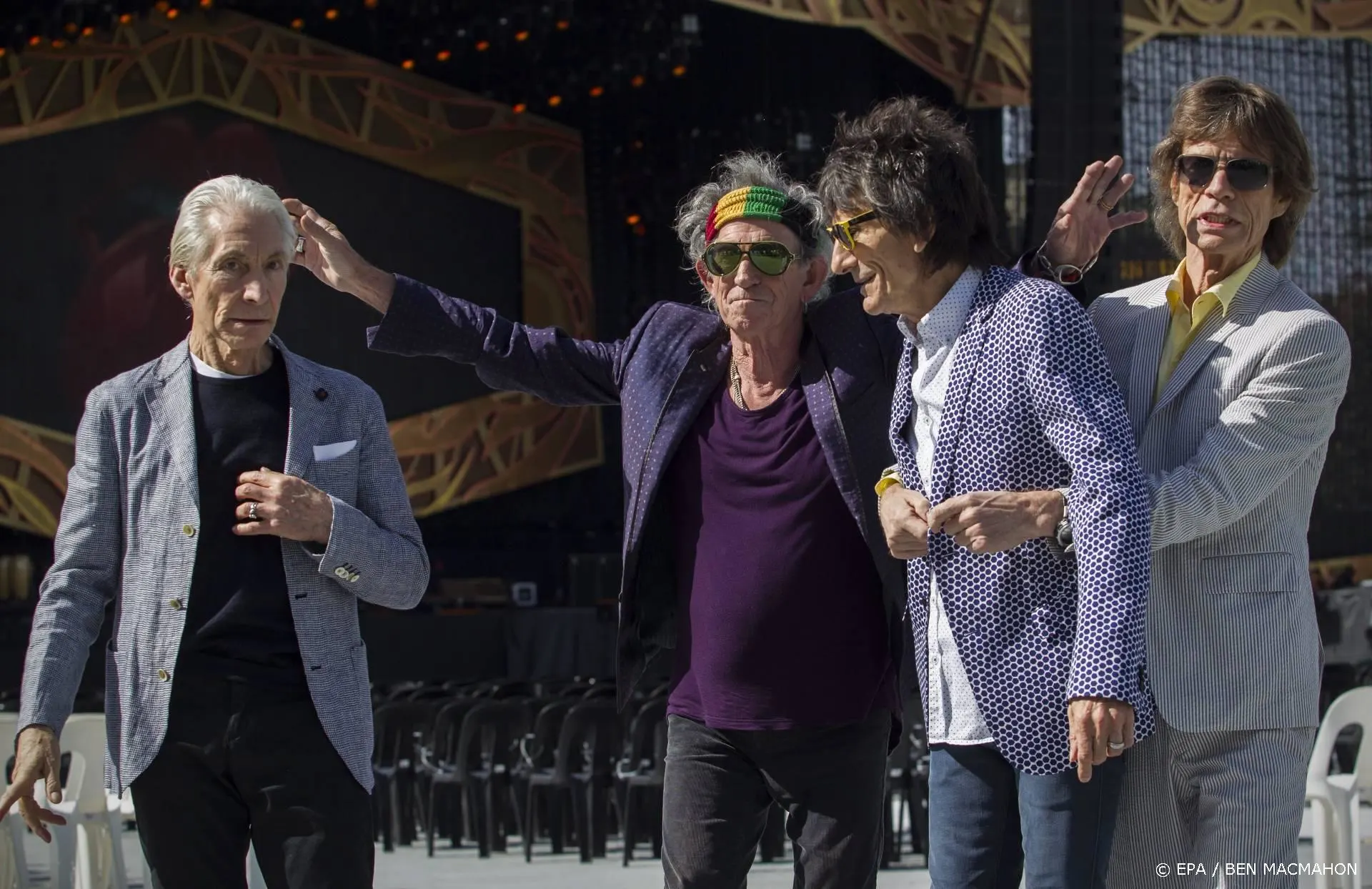 Rolling Stones dragen optreden op aan Charlie Watts
