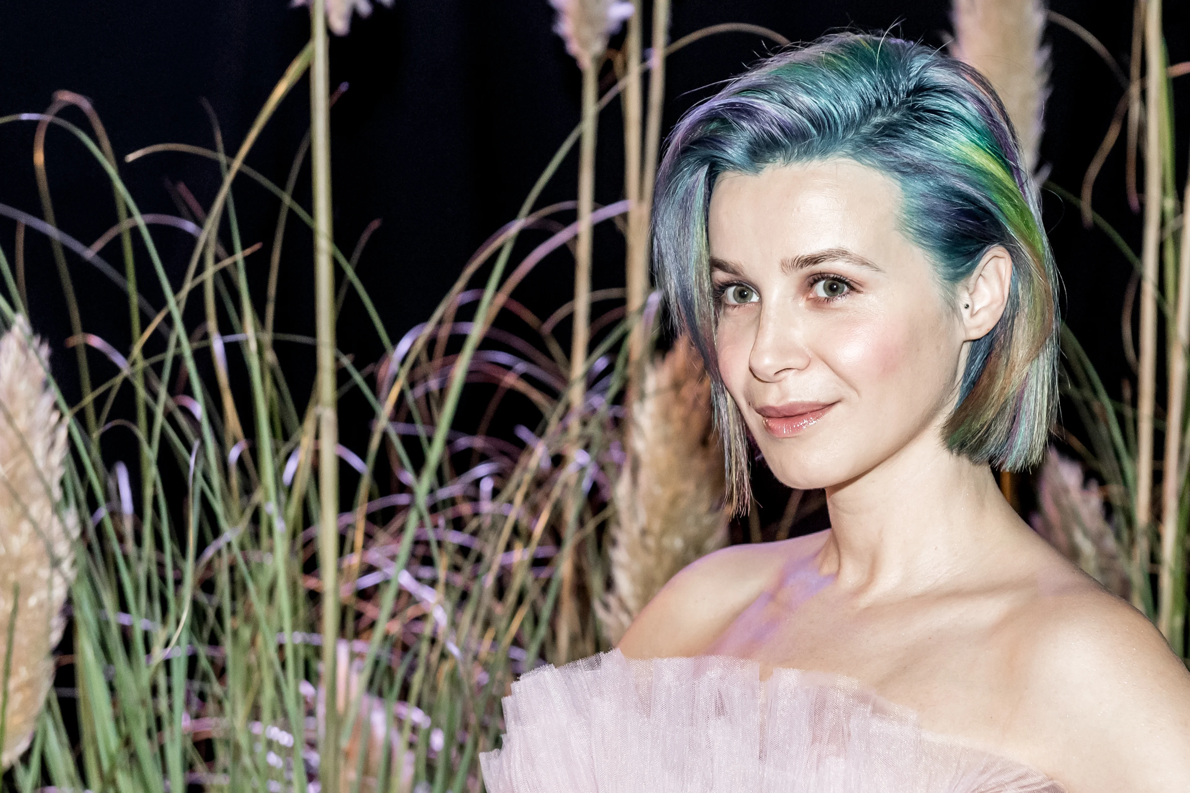 Hoe onderhoud je je relatie in deze tijd? BN'ers geven tips...