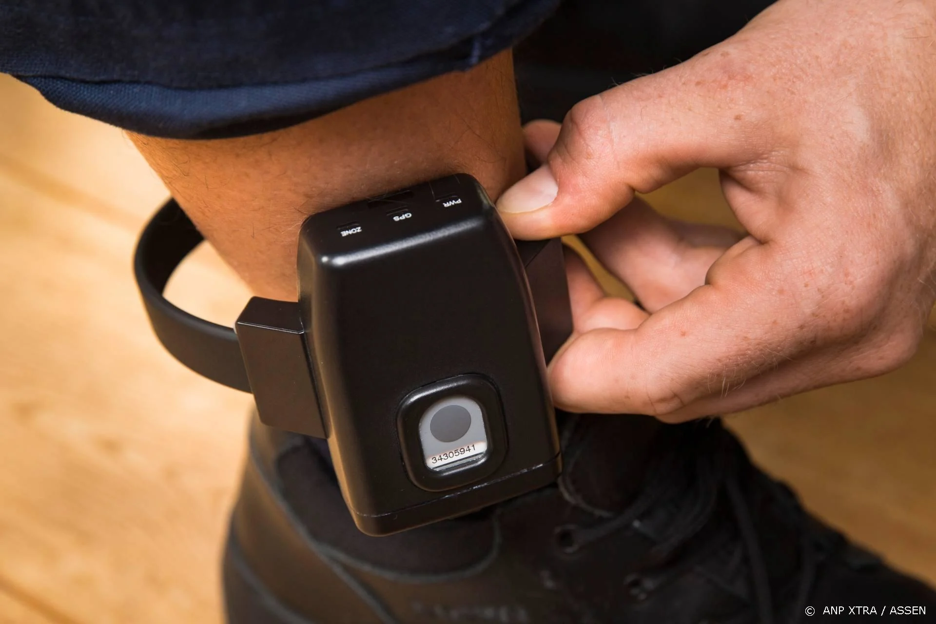 Enkelband Tekashi 6ix9ine mag af