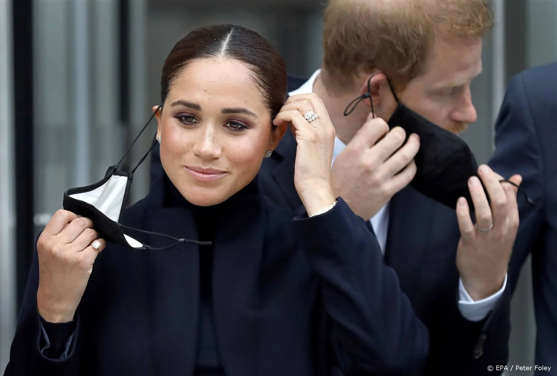Meghan neemt contact op met vader na heftige beenamputatie