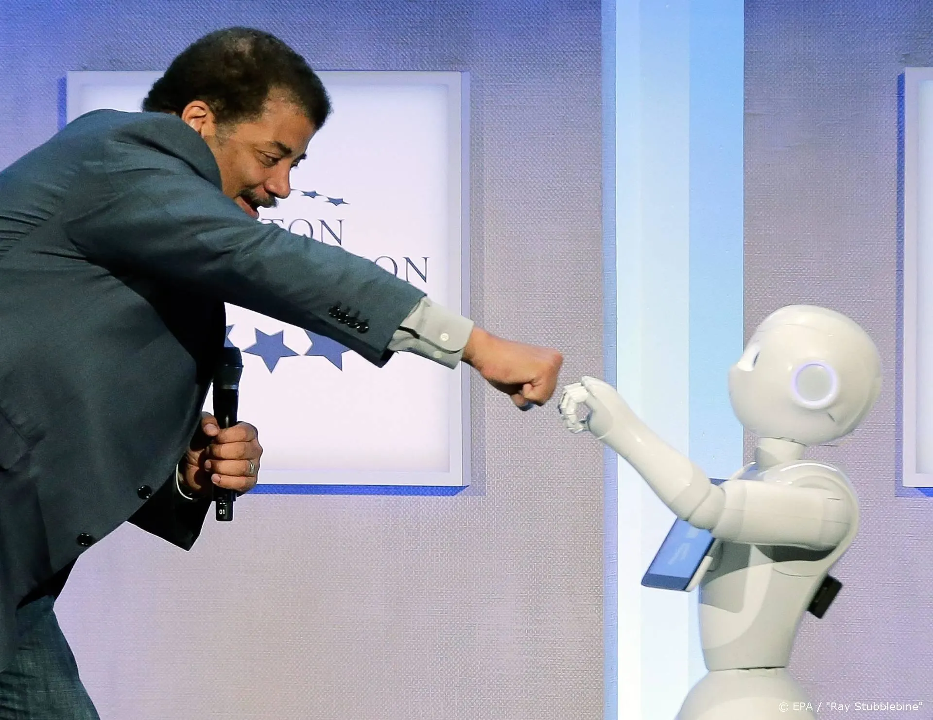 Neil deGrasse Tyson: alleen tech kan ons redden