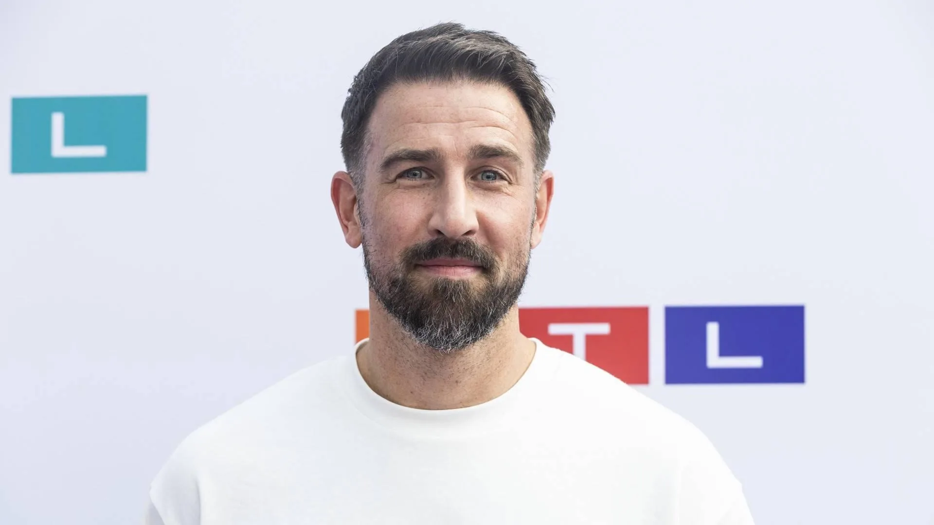 Maak kennis met de nieuwe presentator van 112 Vandaag