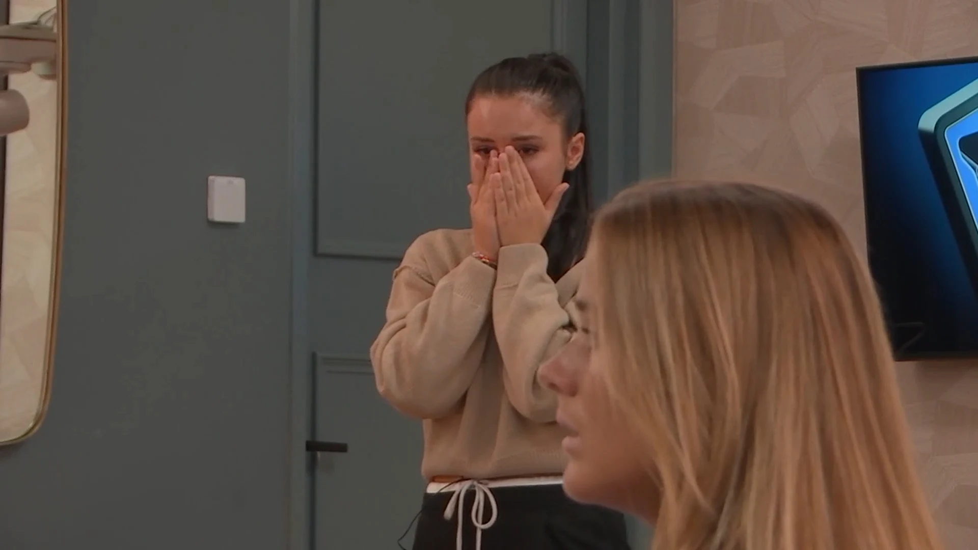 De Bondgenoten-Senna is helemaal in tranen