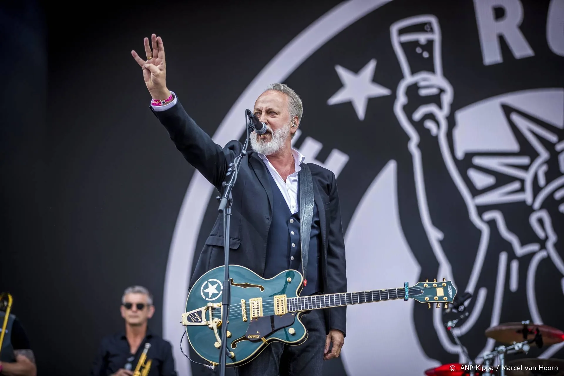 Uitgestelde Slotconcert Rowwen Hèze gaat dit jaar door