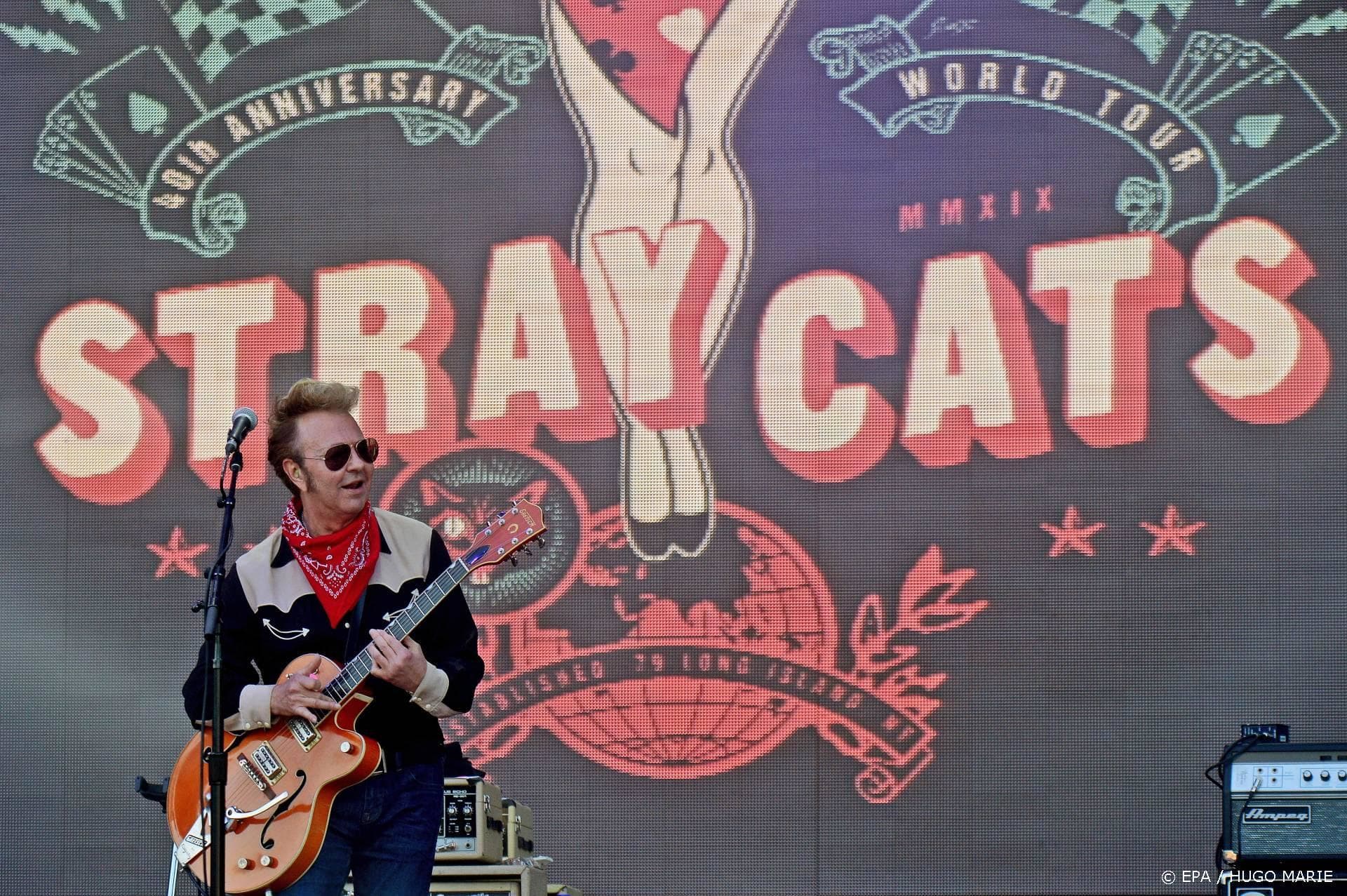 Stray Cats bestormen albumlijst