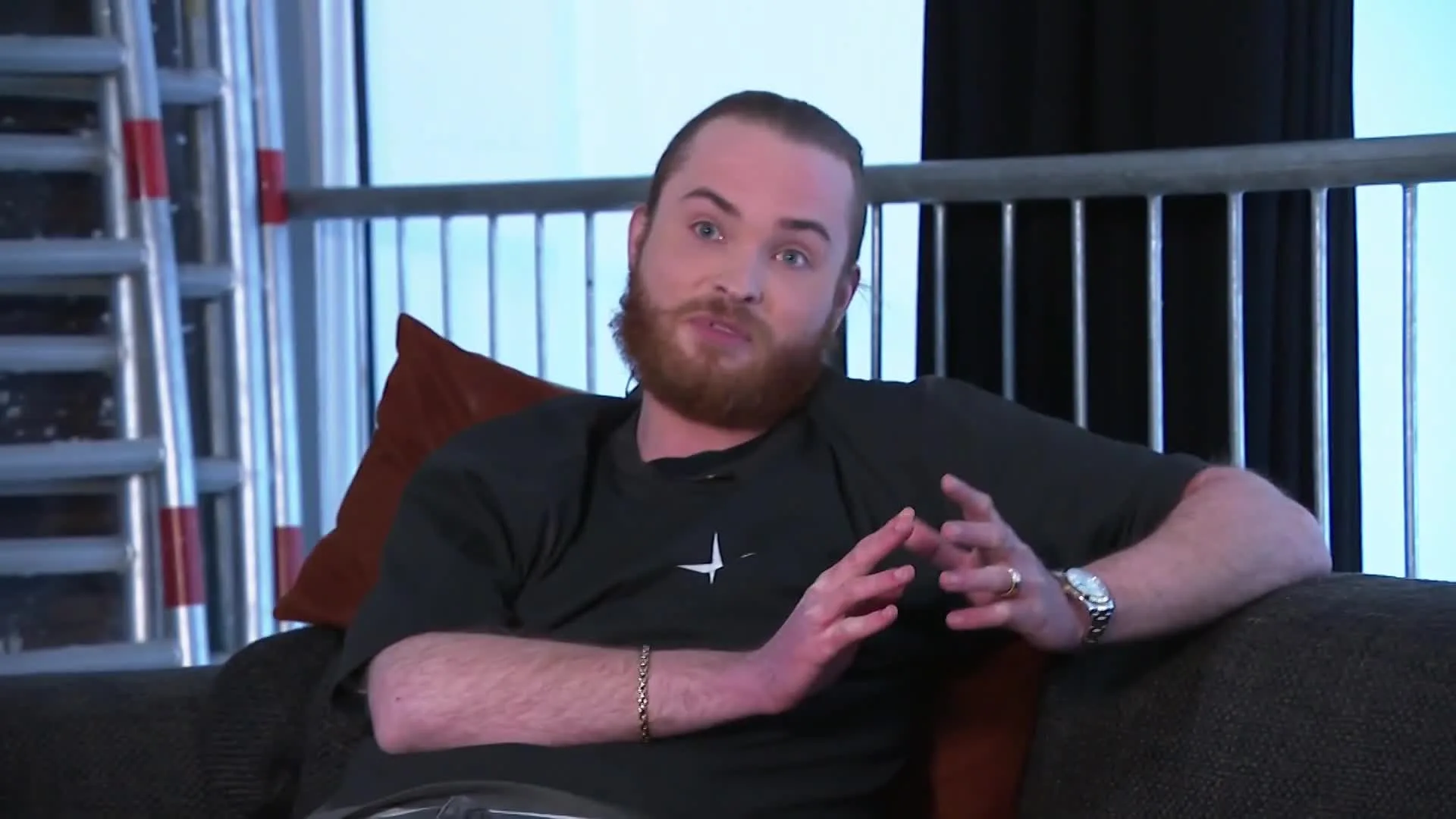 ZIEN: Maradonnie wordt vergeleken met Kabouter Lui 