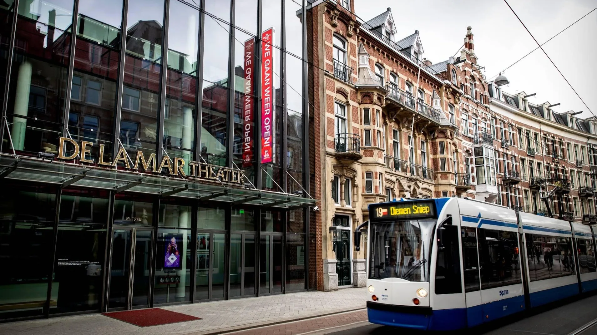 DeLaMar Theater viert tienjarig bestaan in stilte