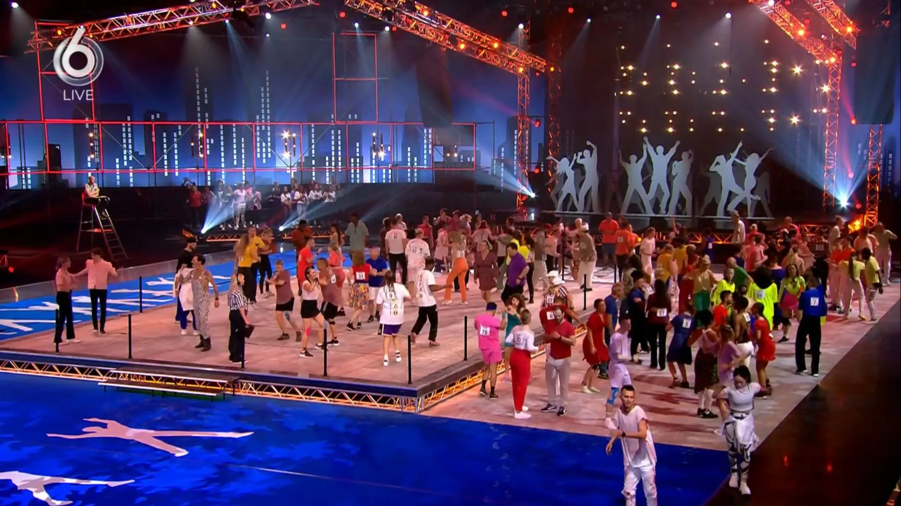 Dansmarathon-kijkers in shock na rode kaart