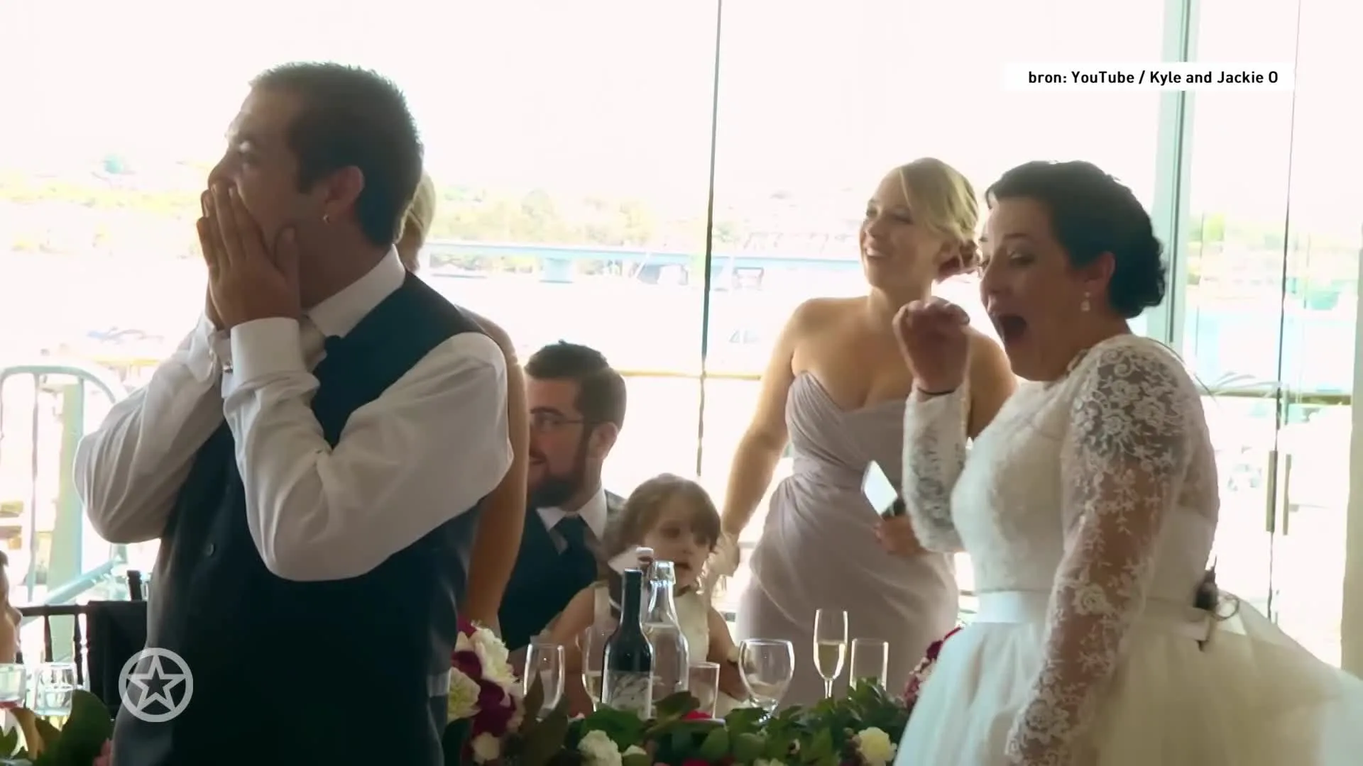 Ed Sheeran verrast koppel op bruiloft