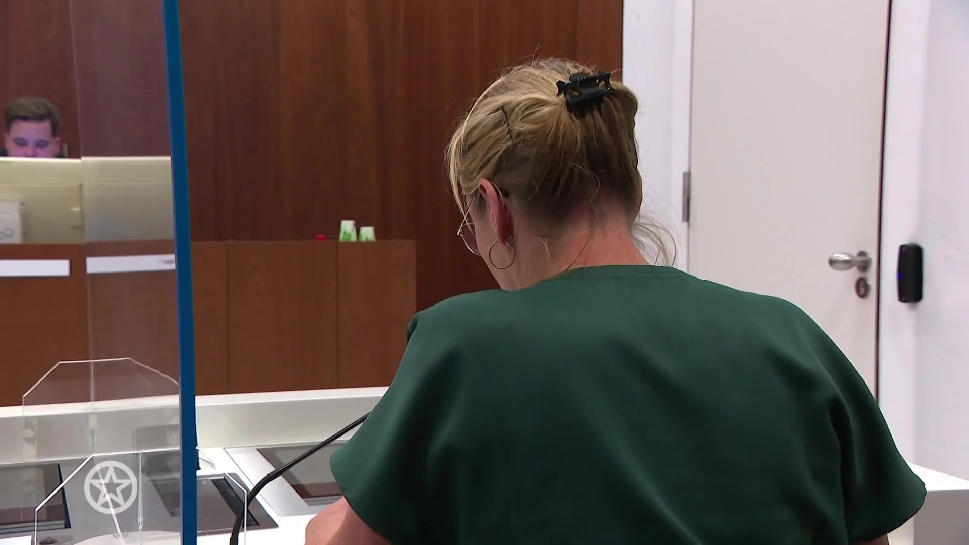 Raymi Sambo biedt in rechtszaal slachtoffer excuses aan