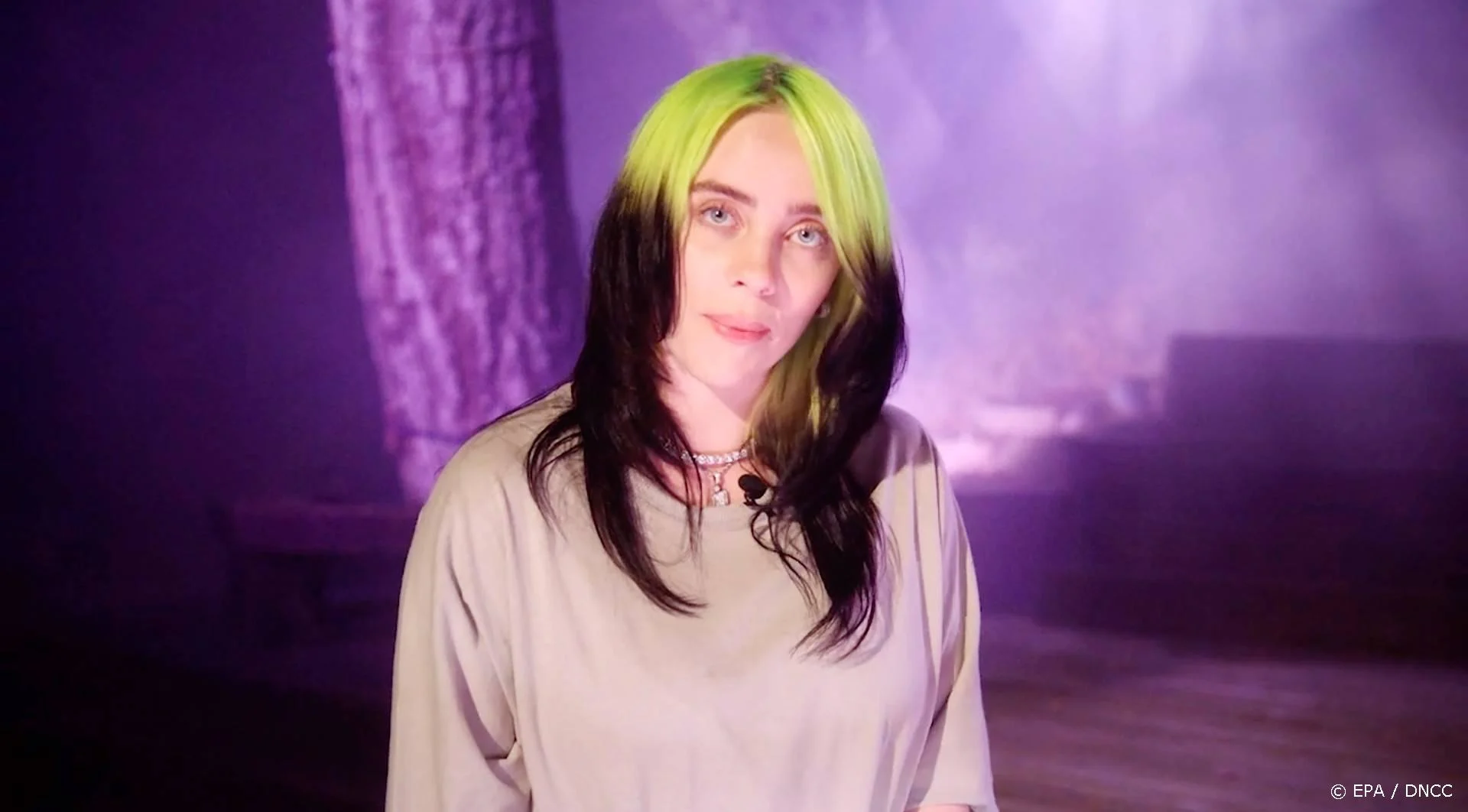 Bijzonder record voor Billie Eilish door sexy foto