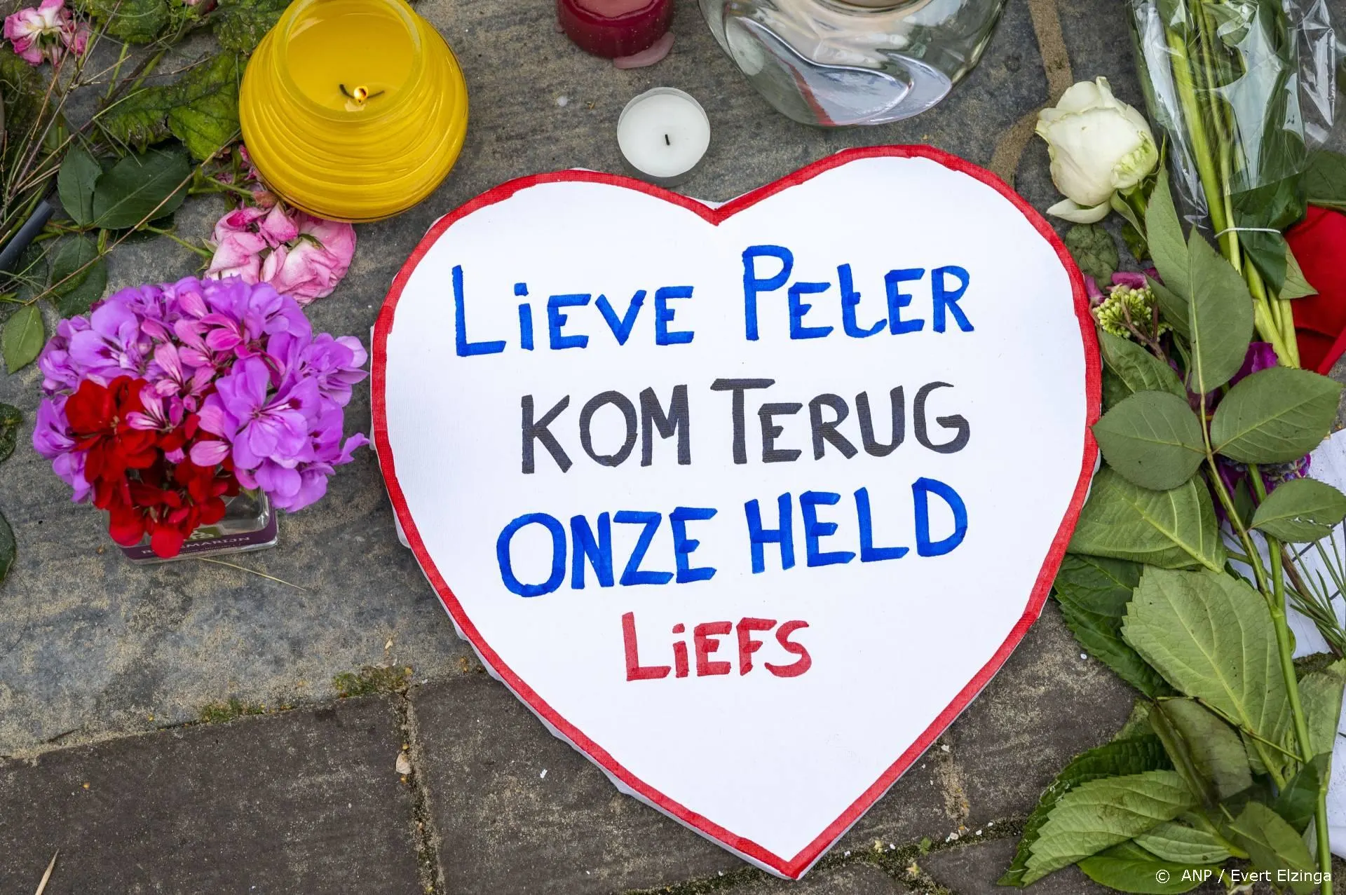 Verdachten neerschieten Peter R. de Vries blijven in de cel