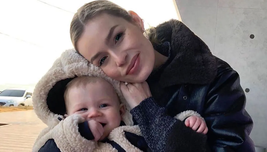 ZIEN: zoontje Joëlle Witschge maakt eerste stapjes