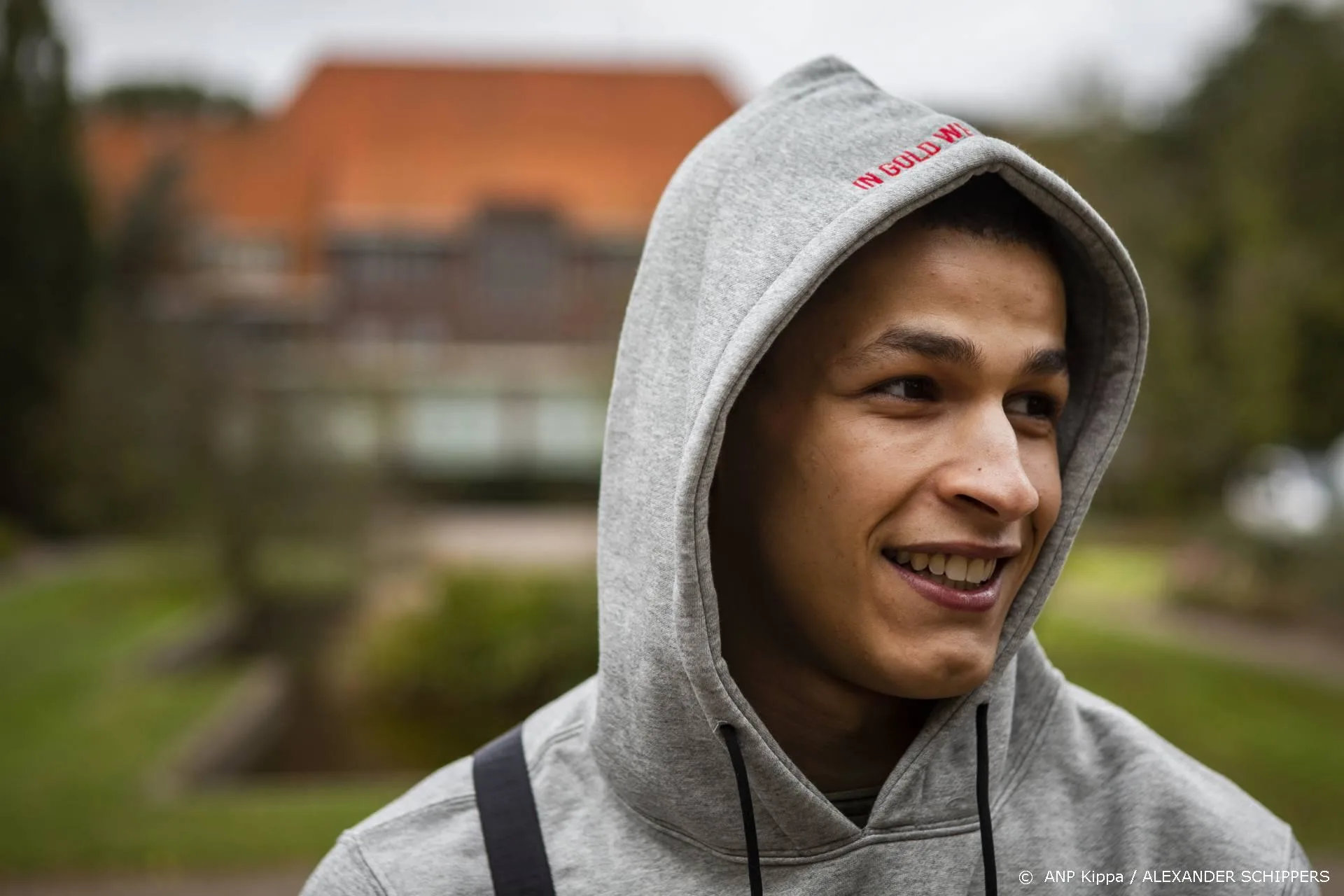 ZIEN: Bilal Wahib deelt allereerste beelden albumlancering