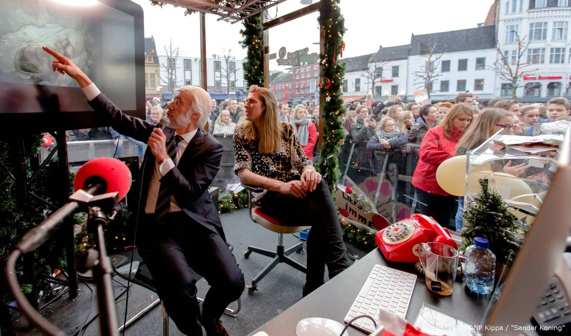 Scherder: Publiek ziet celebrities graag onderuitgaan