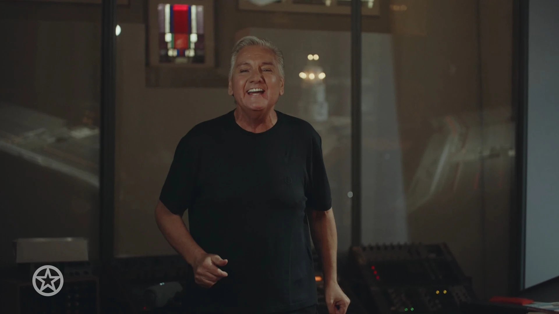 Nobody Else van René Froger in een nieuw jasje