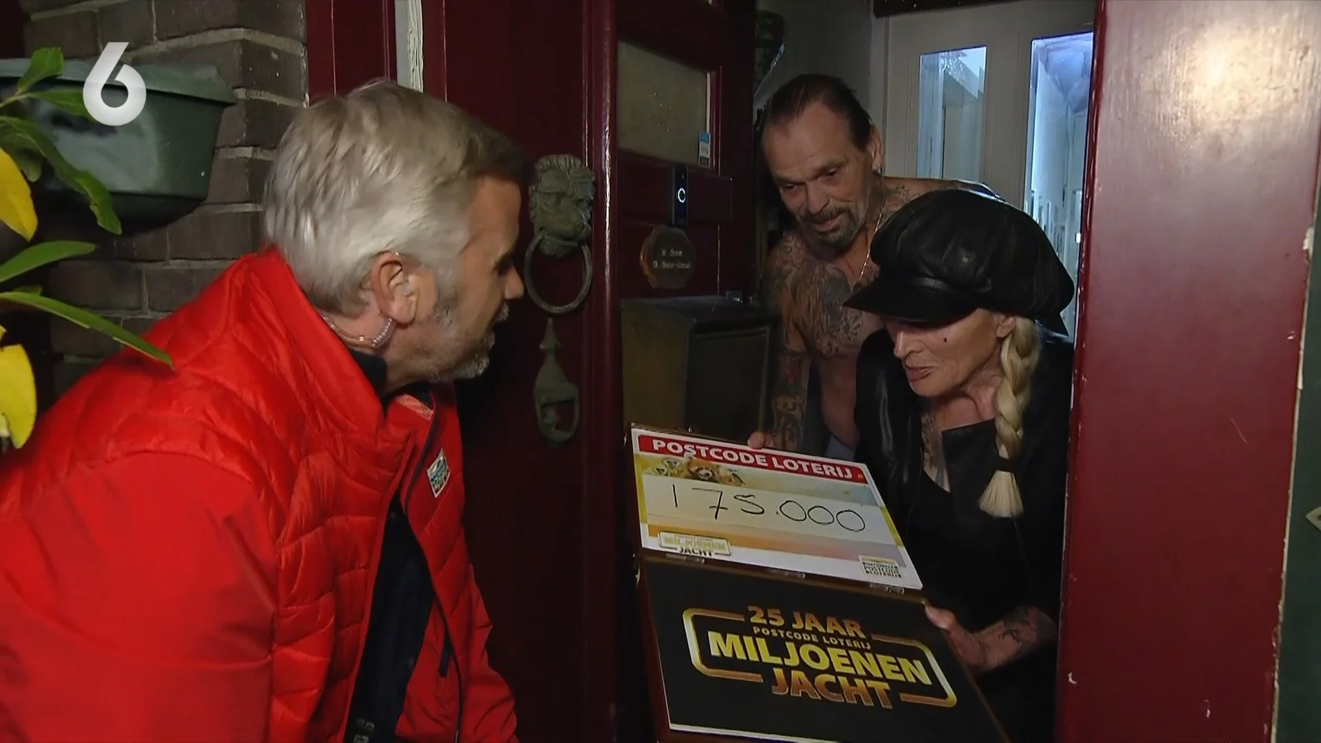 Spraakmakend bezoek Winston bij Miljoenenjacht-thuiswinnaar