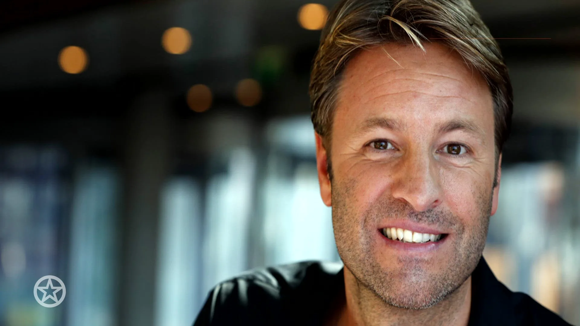 Viktor Brand vertelt hoe het nu gaat met Mr. Frank Visser na verlies van zijn vrouw