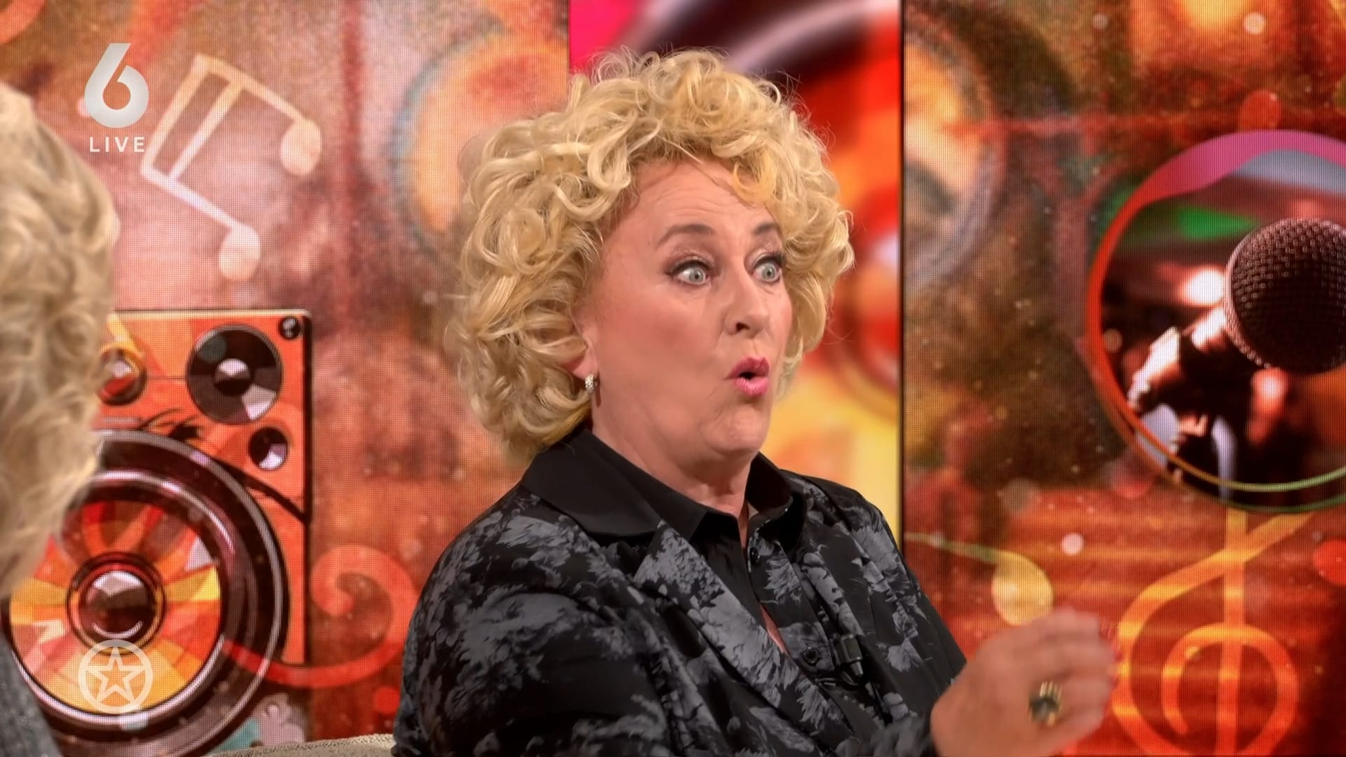 Karin Bloemen over seizoen 17 Beste Zangers en het concert We All Sing Abba