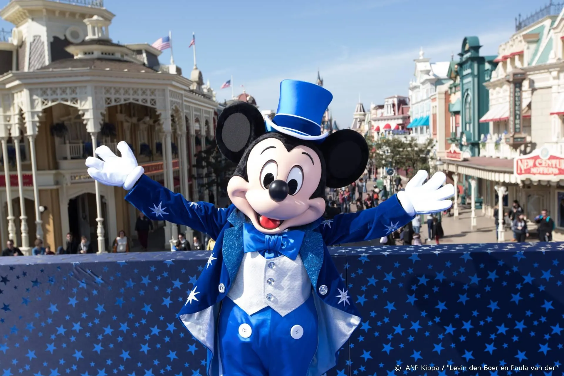 Disneyland Parijs heropent voorzichtig de deuren weer