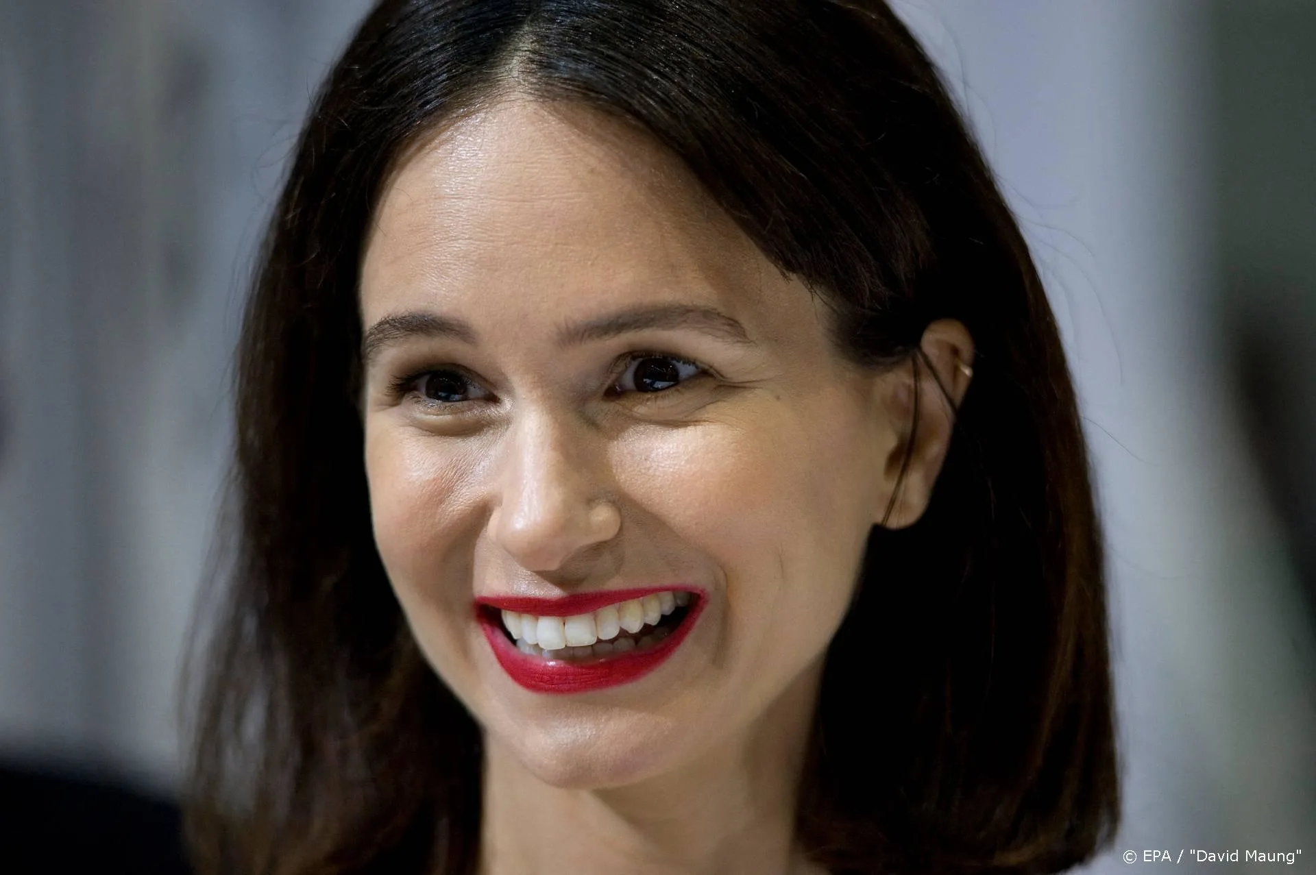 Fantastic Beasts-acteurs helpen handje tijdens coronacrisis