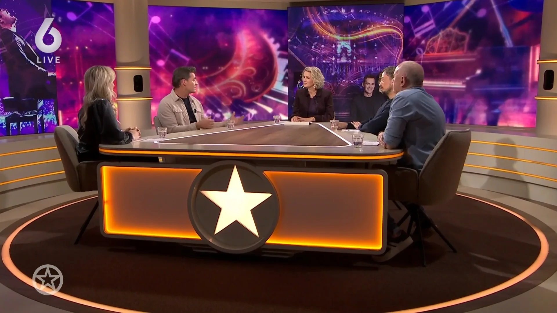 Jeroen van der Boom kondigt grote internationale artiest aan voor The Pianoman