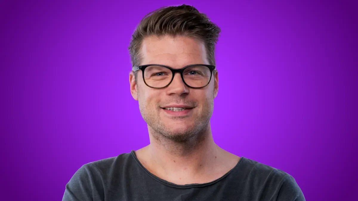 Radio 538-dj Coen Swijnenberg emotioneel over afscheid overleden moeder