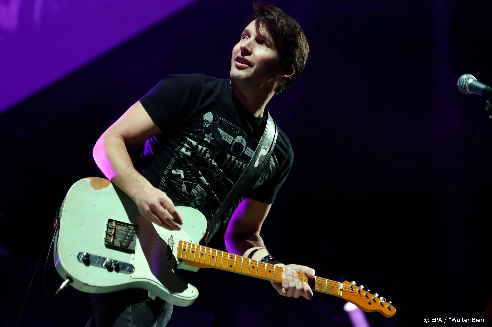 James Blunt kan lachen om eigen ziekenhuis-radioshow