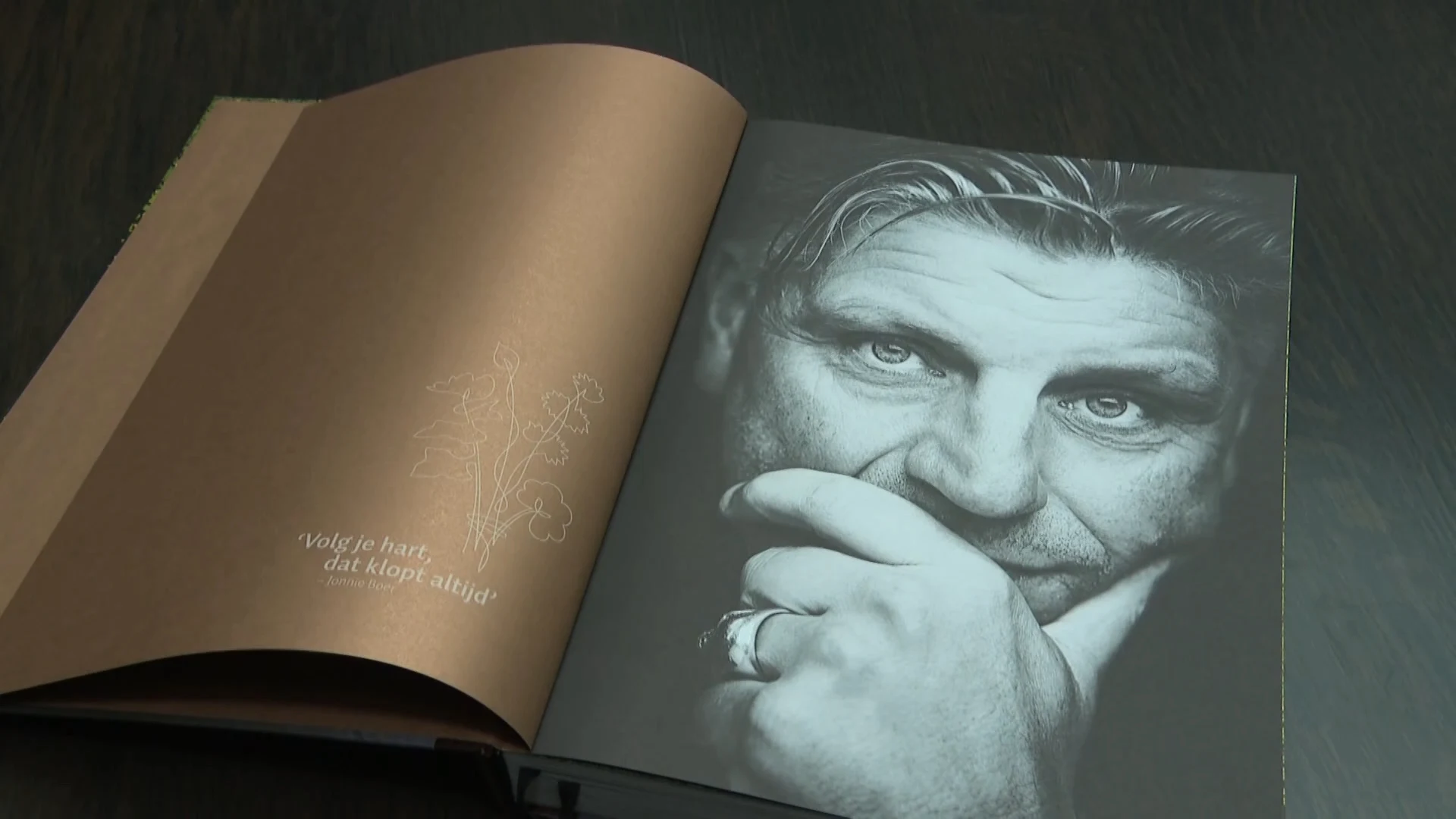 Nabestaanden Jonnie Boer presenteren boek