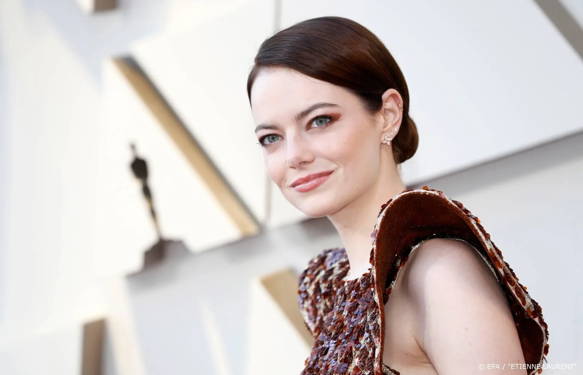Emma Stone op film gespot met gouden trouwring om