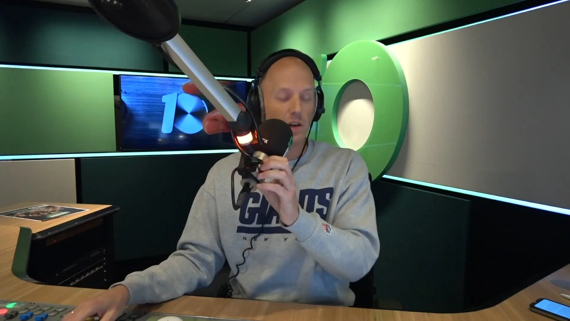 Julius Jaspers bezig met nieuw culinair reisprogramma (KIJK Radio 10)