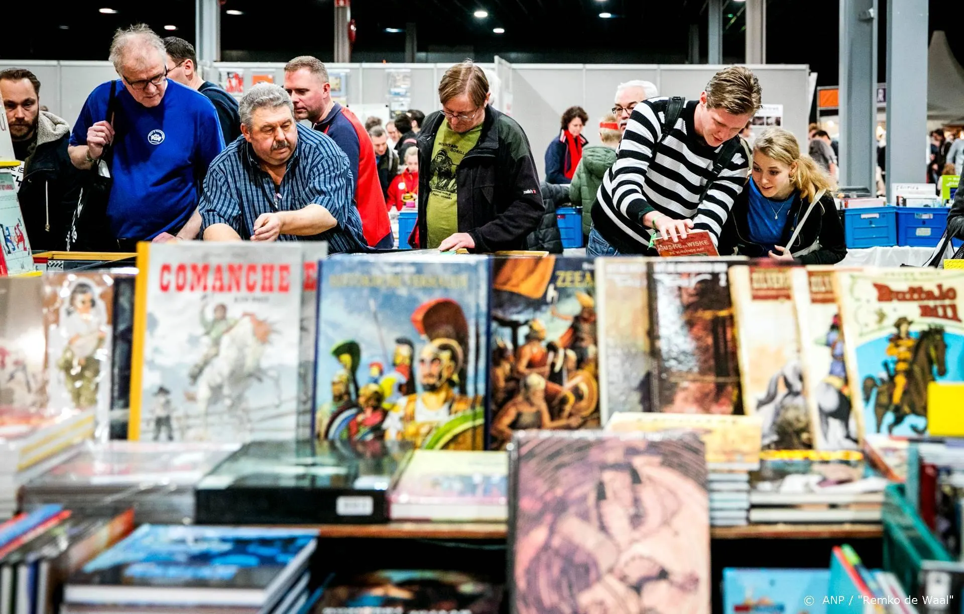 Gratis stripboek 'Striphelden versus corona' in de winkels