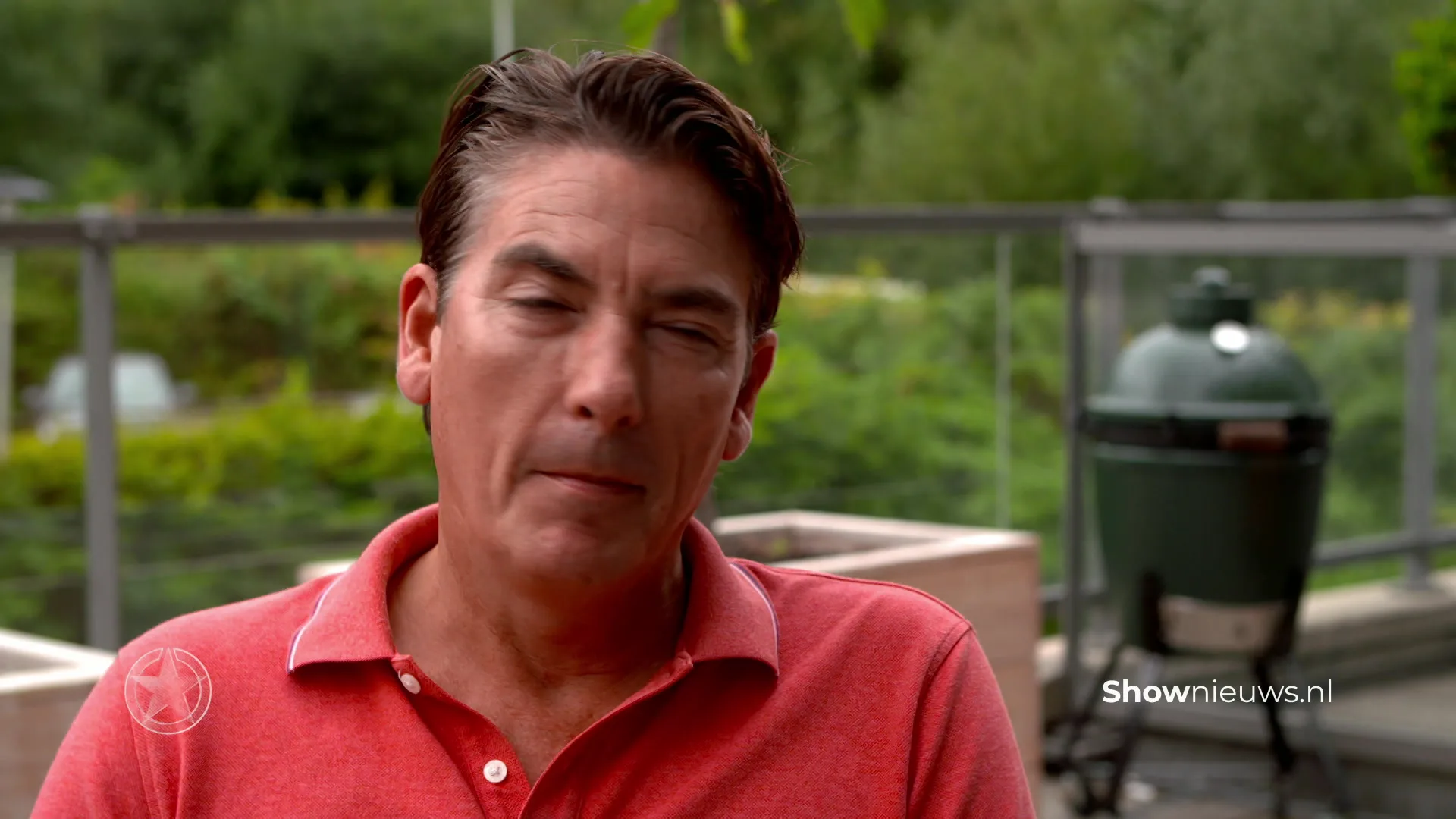 Estelle gekiekt met nieuwe lover!