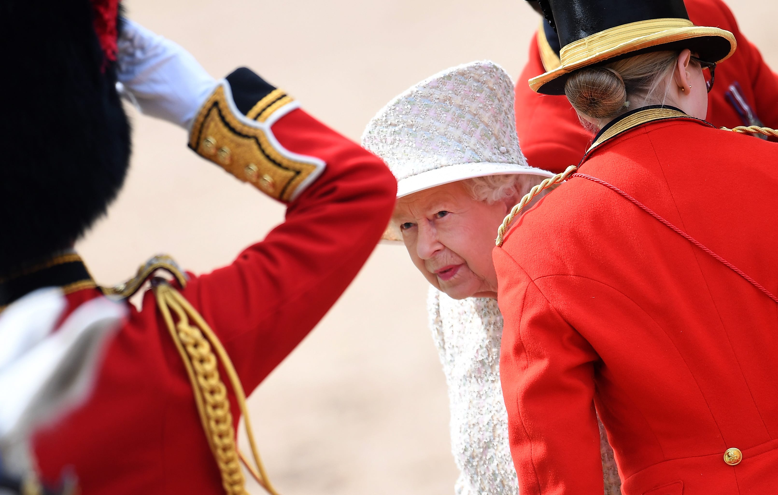 Sobere viering verjaardag koningin Elizabeth