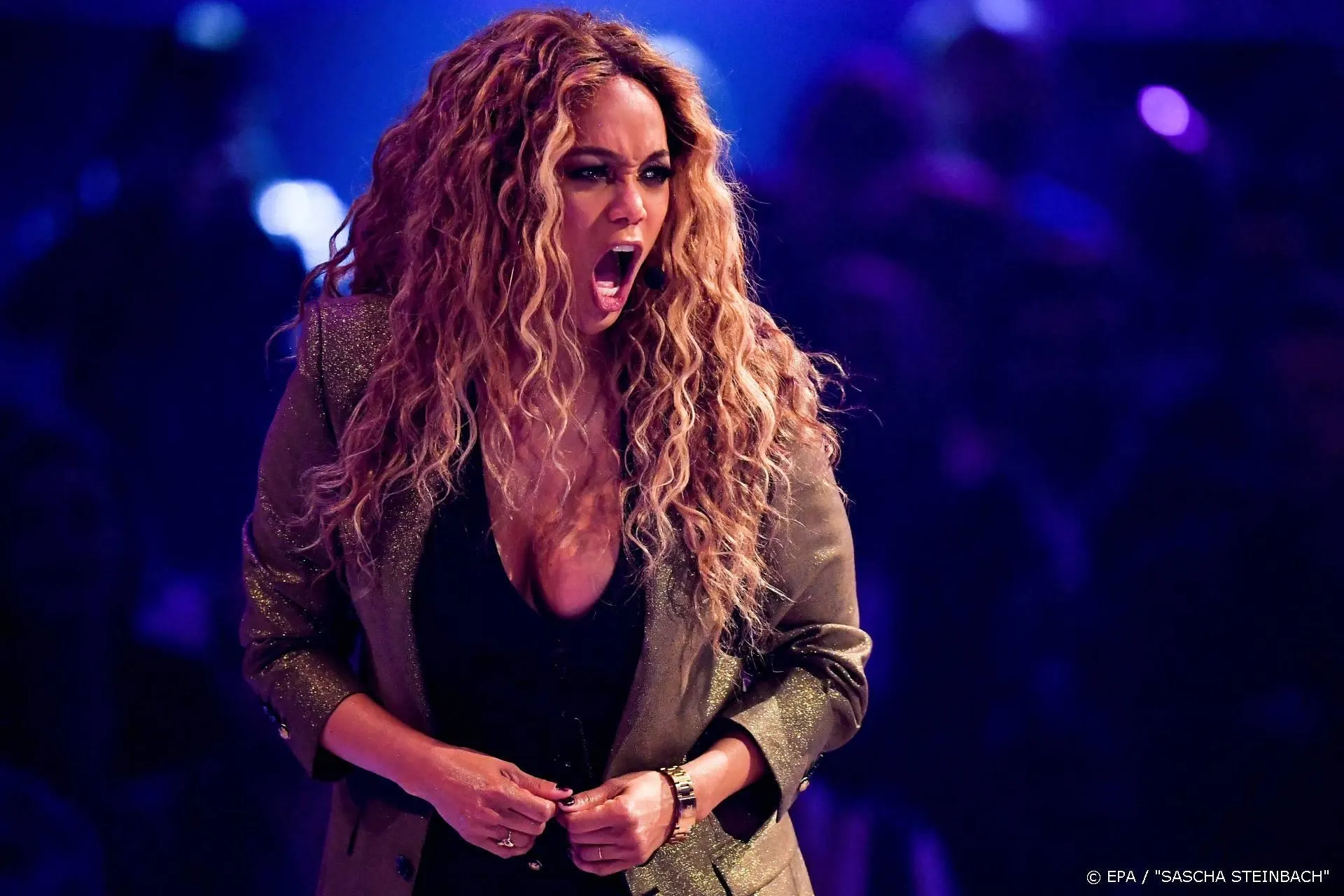 Tyra Banks stelt opening amusementspark ModelLand uit