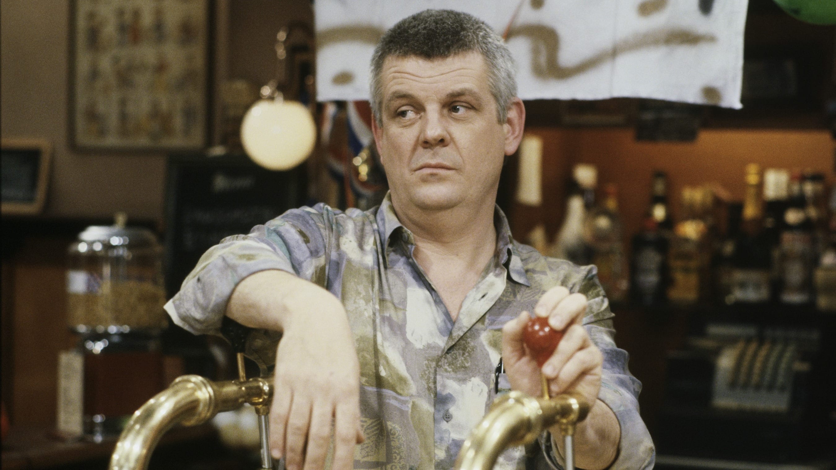 Acteur Frits Jansma, 'barman JP' in Onderweg naar morgen, overleden (74)