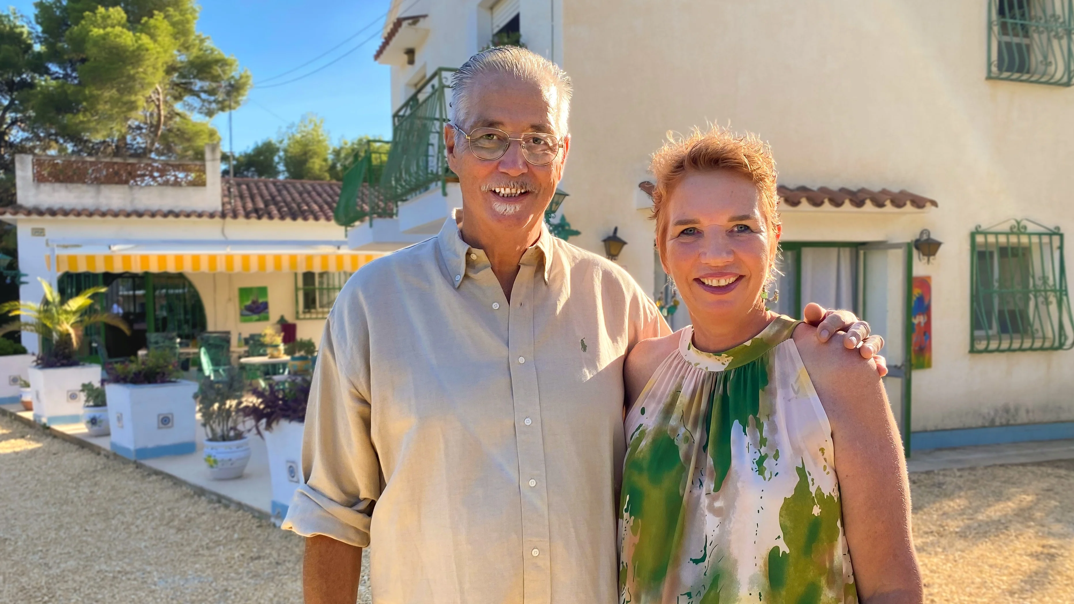 Verbazing over spiritueel stel in Ik Vertrek: 'Een vaginaal stoombad!?' 