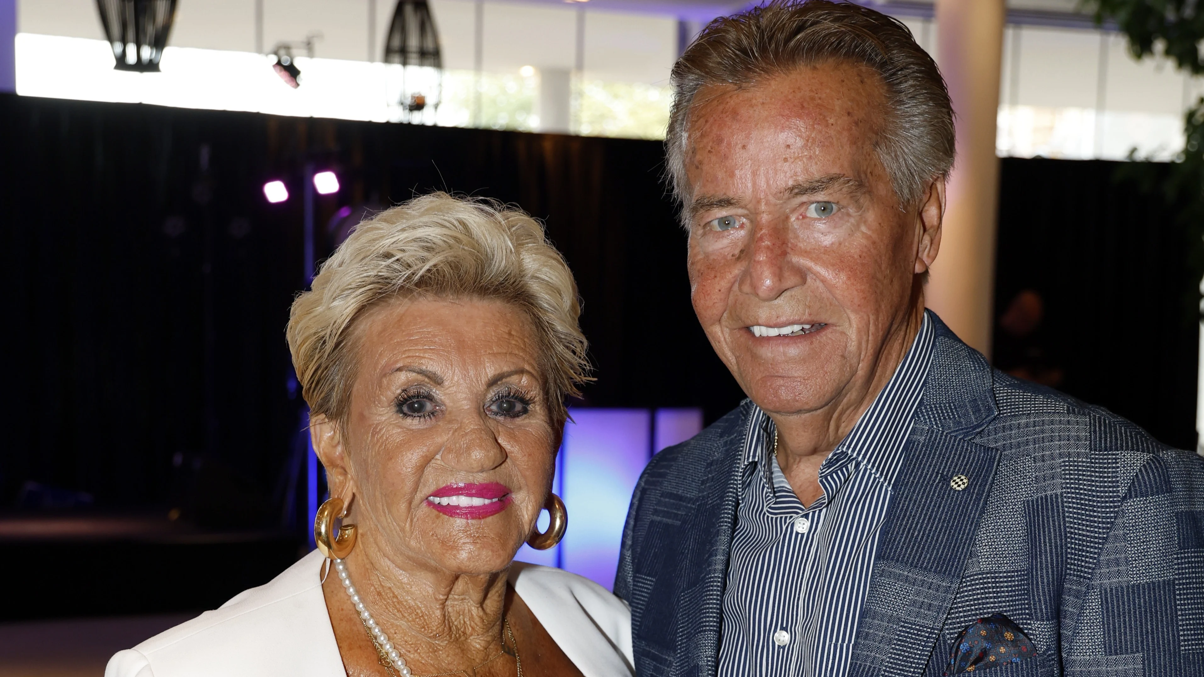 Veerkampjes doen schokkende ontdekking, nam Nel geheim mee in graf?