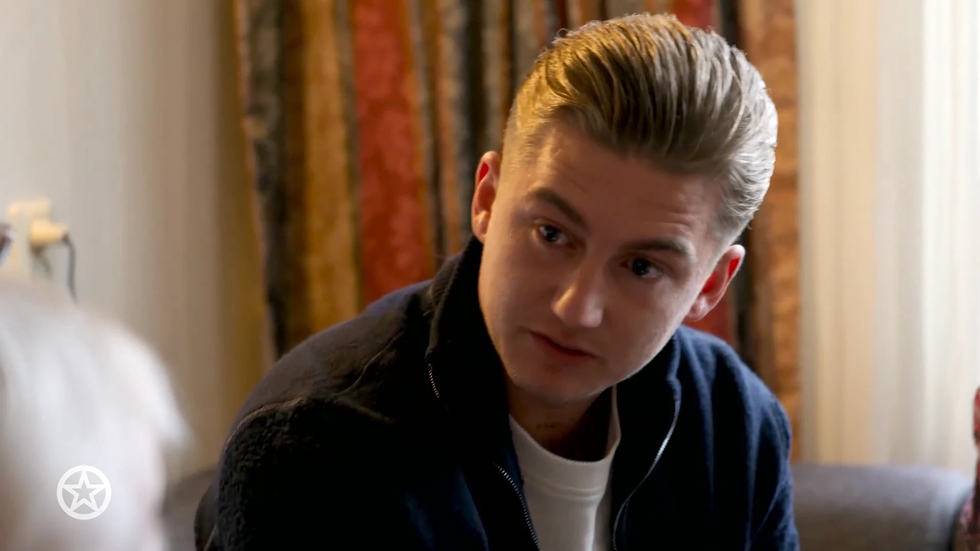 Mart Hoogkamer kondigt vol trots nieuw album aan