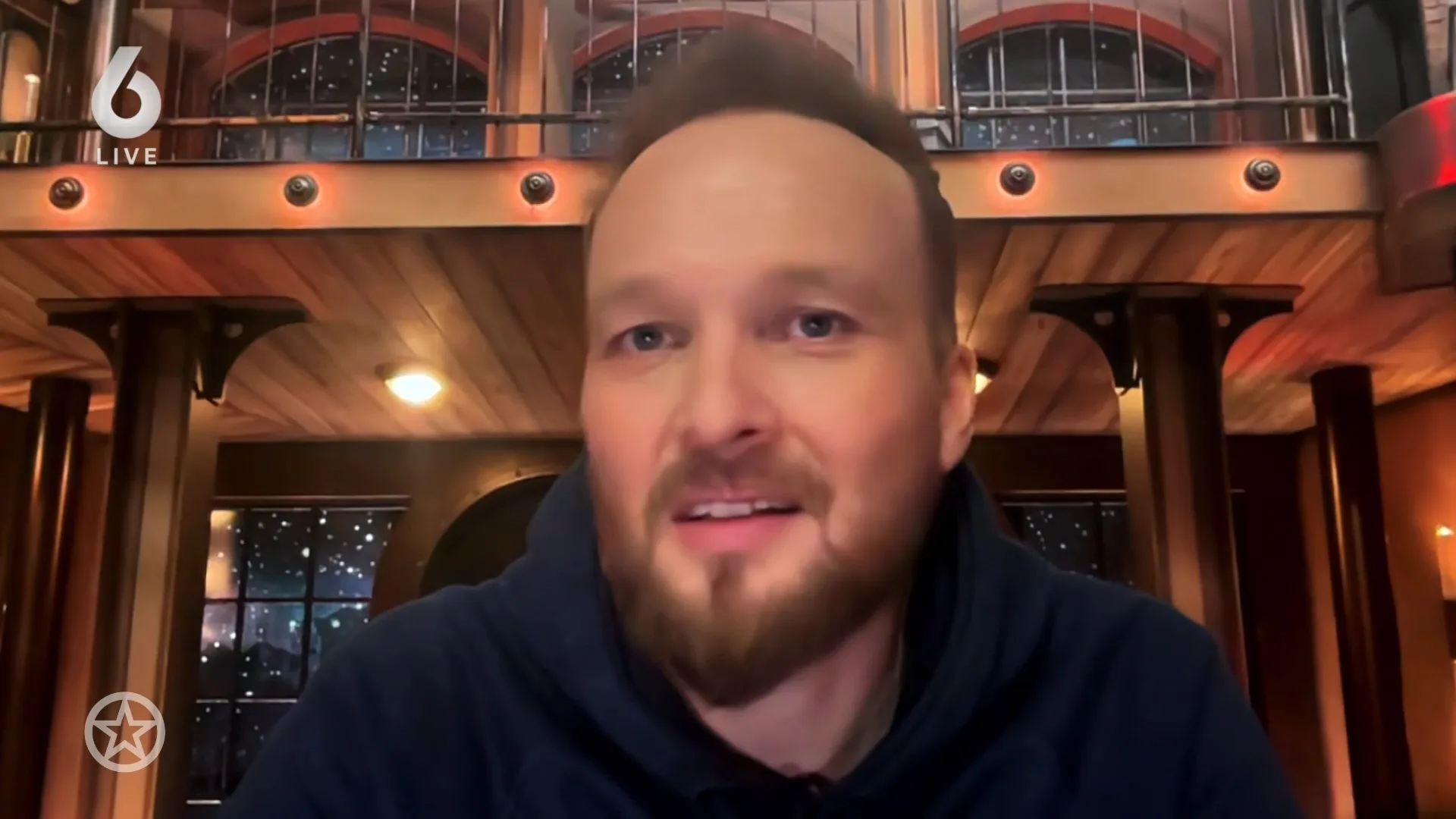 Publieksfavoriet Arjen Lubach reageert op 'premier verkiezingen'