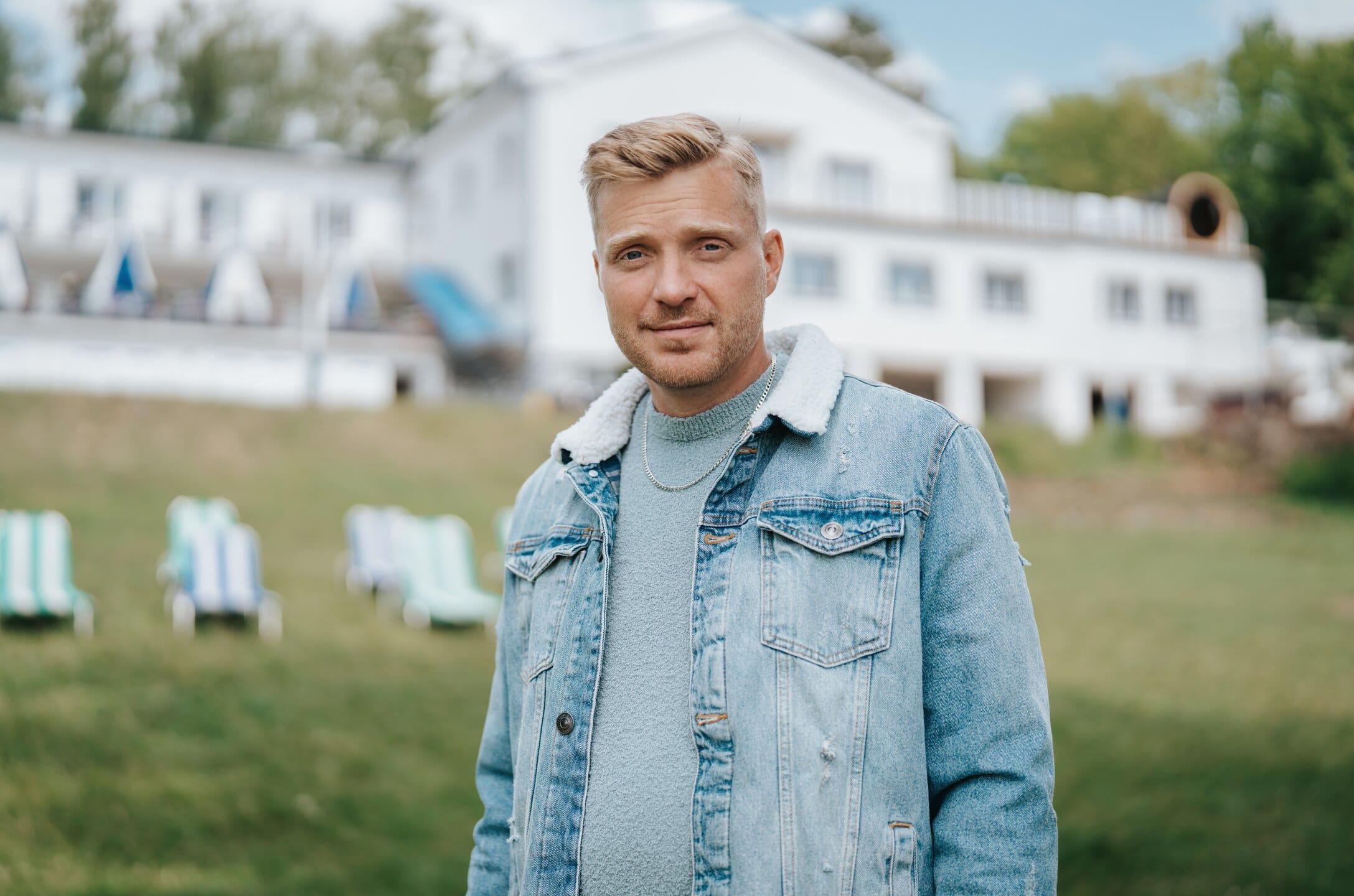 BN'ers reageren hilarisch op vergelijking met B&B Vol Liefde-Daniël