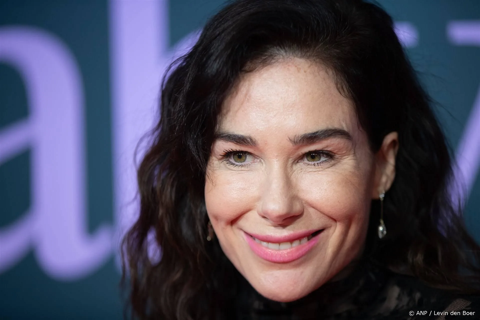 Enorme sneer naar Halina Reijn: 'Vlekken in m'n nek van die vrouw'